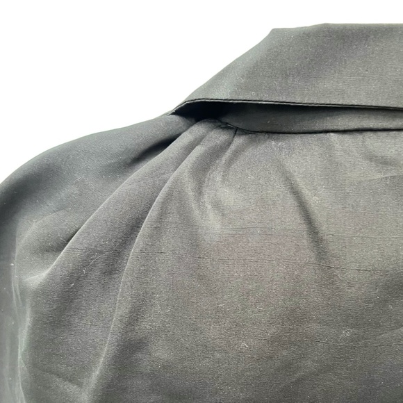 YVES SAINT LAURENT BLACK CROPPED PONCHO CAPE WITH POINT COLLAR - 2010 COLLECTION - Picture 6 of 14